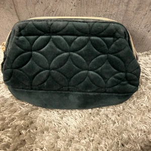 Necessär - Smink necessär i fint skick 