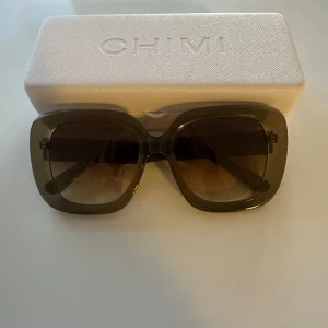 Chimi 108 grön - Knappt använda inga repor Köpta från chimis hemsida 700kr 