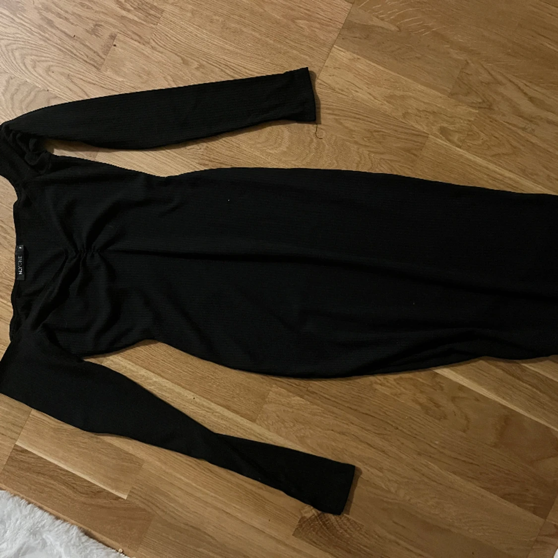 Svart Maxi hourglass långärmad klänning 