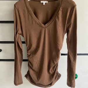 Långärmad tröja - Fin långärmad tröja❤️ Pris kan diskuteras!