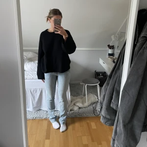 Bikbok jeans - Säljer mina lågmidjade bikbok jeans då de inte kommer till användning😊