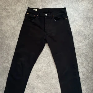 Levis Jeans! - Levis Jeans säljes pga ej längre passar!