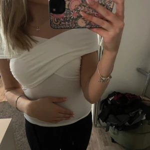 Fin topp - Fin topp som bara är använd 1 gång. Väldigt bra skick.