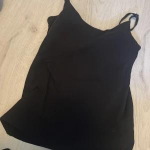 Lager 157 - Linne från lager 157. Storlek XS. Pris 10kr