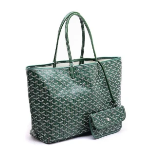Grön goyard väska - Säljer nu denna gröna Goyard väskan, den är ej äkta! Den är endast använd ett fåtal gånger och har inga defekter eller liknande 