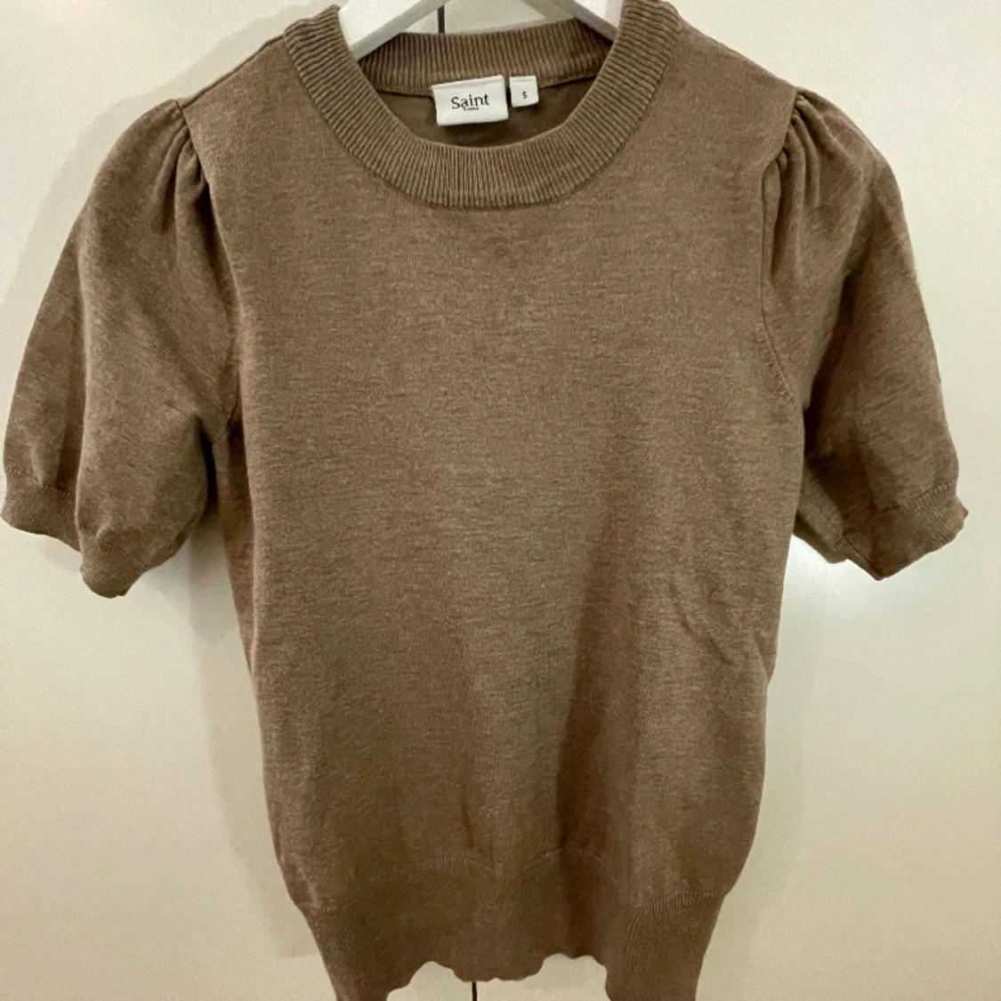 Stickad t-shirt - 91