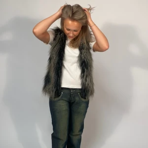 Pälsväst❤️ - Supersnygg imationspälsväst som passar till allt! 