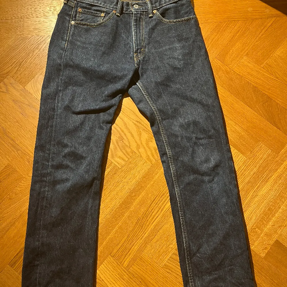 Riktigt sköna 505or med måtten W32 och L30. ✨Skick 9/10 ✨ Priset är inte fast vid snabb affär.. Jeans & Byxor.