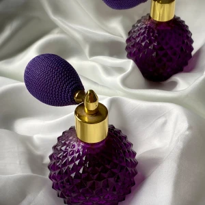 Tom parfymflaska  - Tom parfymflaska dekorativt 