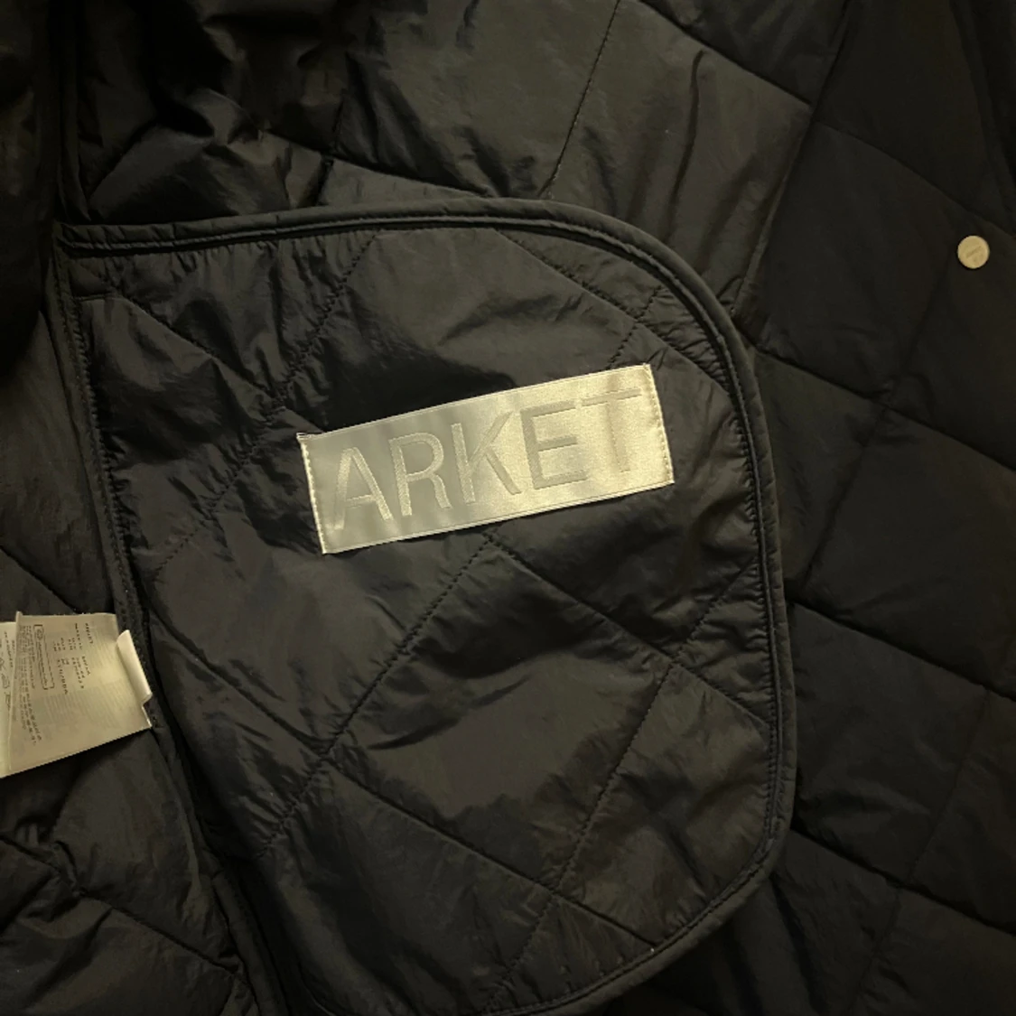 Quiltad väst från Arket - 90