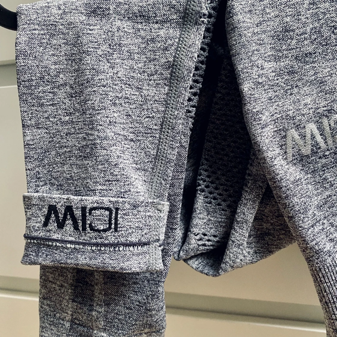 ICIW gråa tights - 90