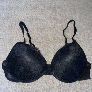 Oanvänd BH - Oanvänd BH från Primemark, storlek 75C