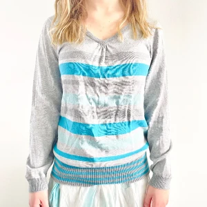 Tröja - Tröja med scrunch vid bysten, strl S