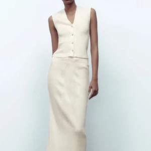 ZARA - Sett från Zara. Helt nytt med tags på  Storlek S  Mitt pris  300kr 