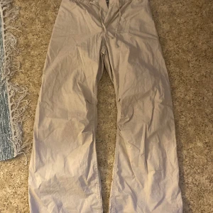 Bagge byxor  - Så snygga men använder dom inte! 