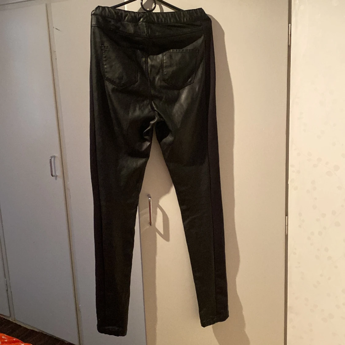 Kan inte använda dem någon mer, p.g.a för små - 90