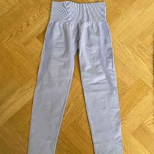 NVGTN tränings thights  - Mycket bra skick.