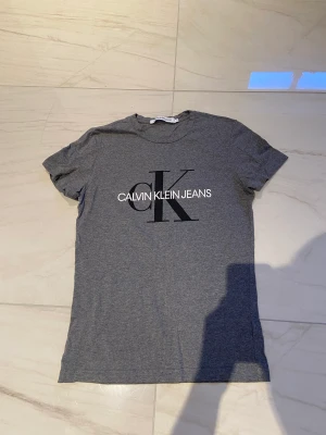 Calvin klein t-shirt - Calvin klein t-shirt