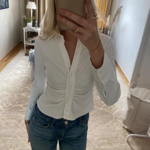 Skjorta  - Snygg skjorta från Zara💕Storlek M. Köparen står för frakt. 