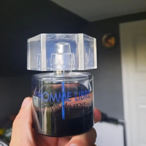 YSL L`Homme Libre - Yves Saint Laurent L`Homme Libre 60ml med 40-50ml kvar. Drn är utan förpackningen.