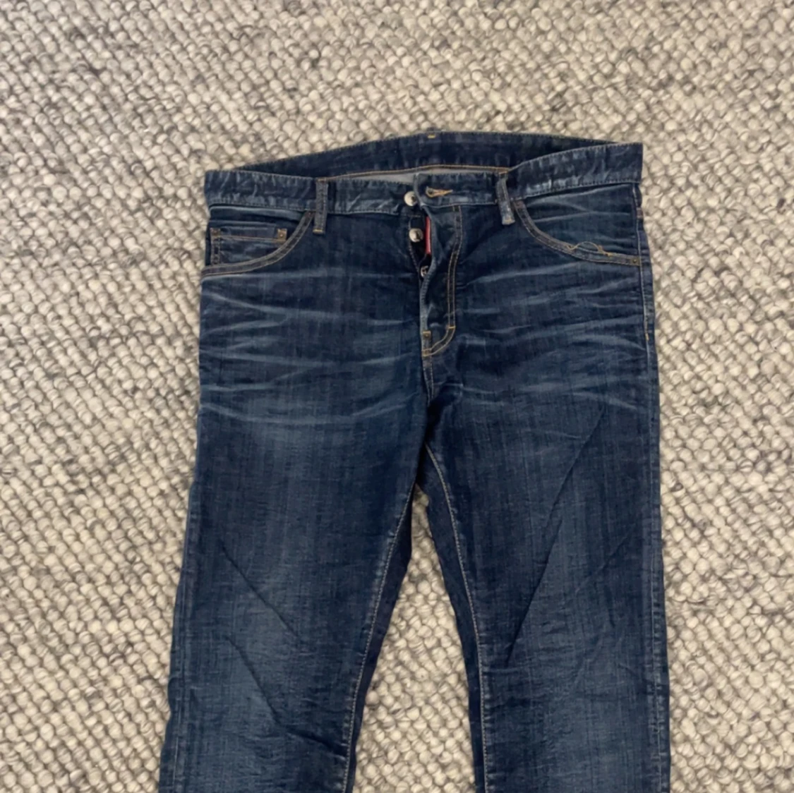 DSQ2 JEANS