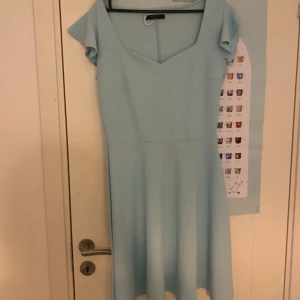 Klänning  - En fin klänning jah köpte i Polen  Använt 2 gånger 
