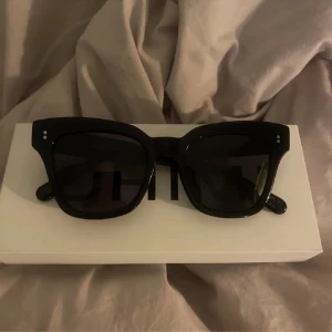 Chimi solglasögon  - Säljer mina skit snygga chimi solglasögon. Modell 005!🔥😊 