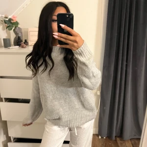 Stickadtröja - Ny skick 