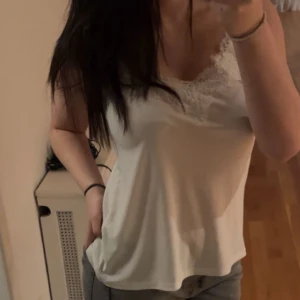 Spets linne - Fint vitt spetslinne❤️❤️