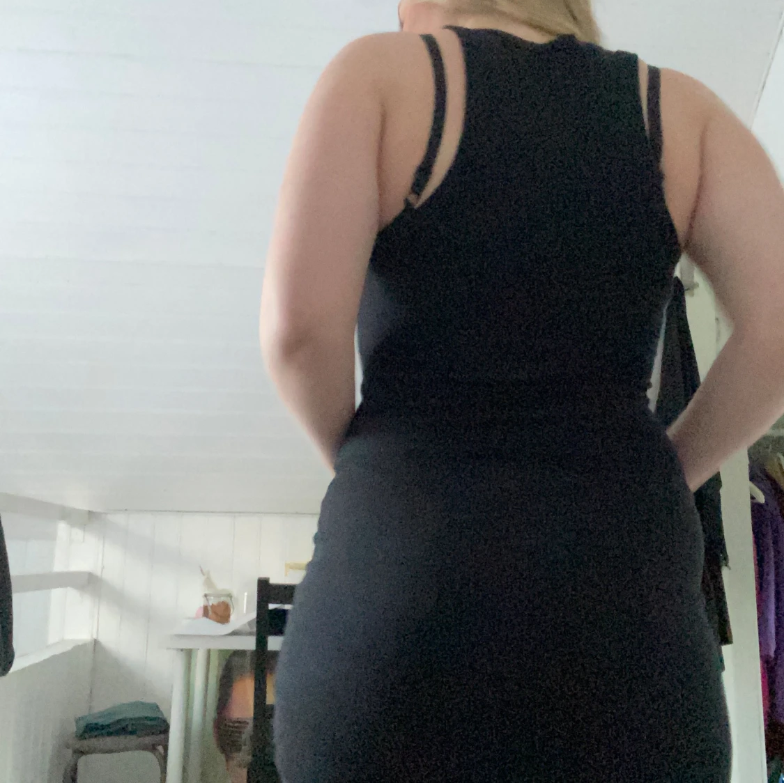 Svart klänning - 91