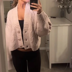 Kofta  - Super fin kofta! Kommer tyvärr ej till användning. Köparen står för frakten