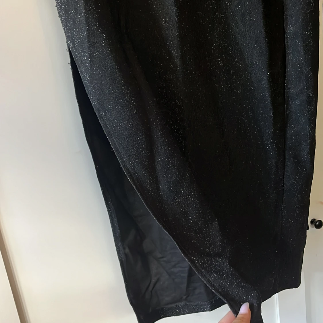 Glittrig långklänning  - 91