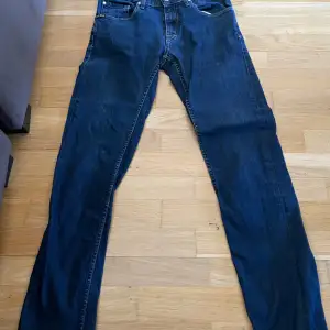 Säljer mina tiger of sweden jeans aldrig använda storlek 31/34 pris kan diskuteras vid snabb affär 
