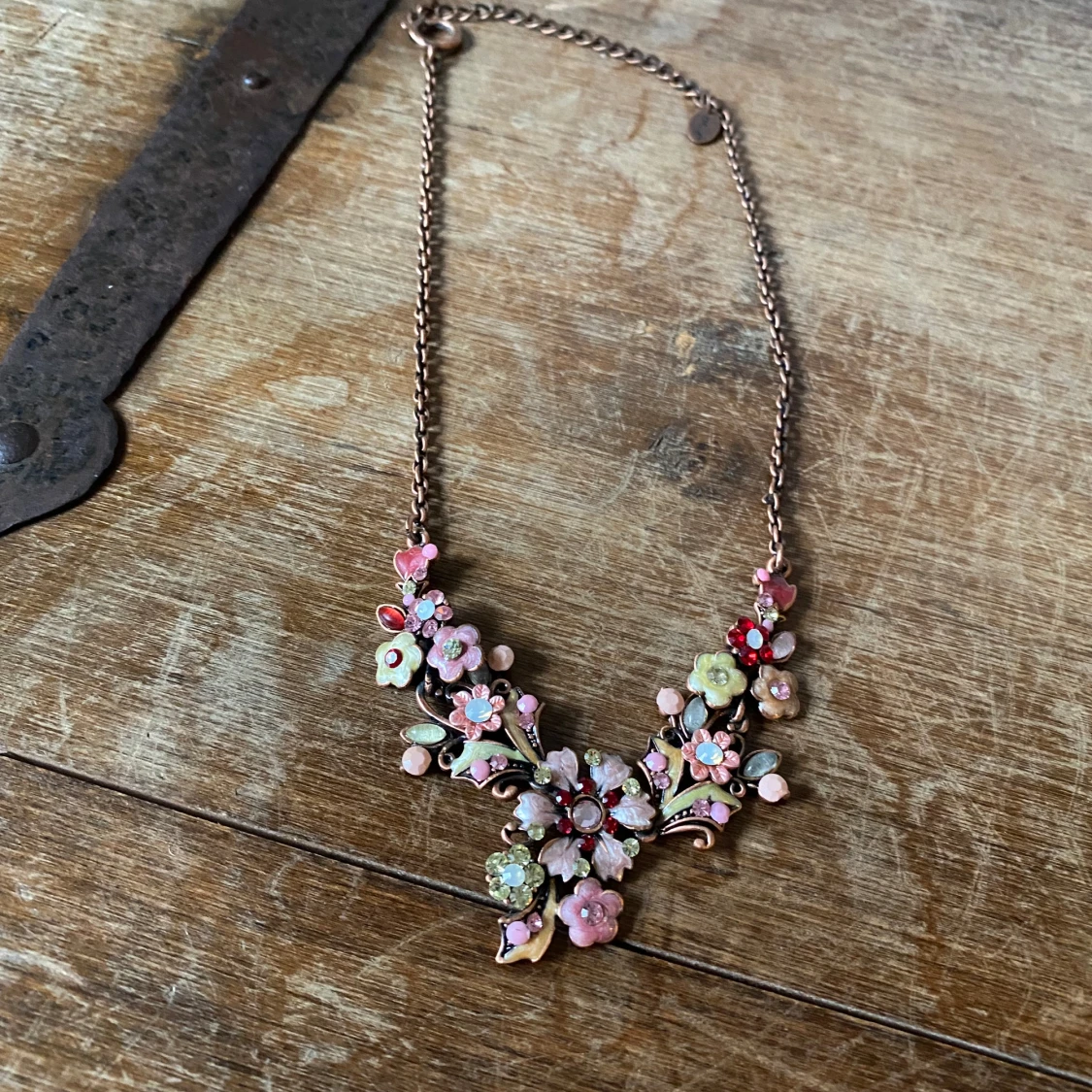 Vackert vintagehalsband - 90