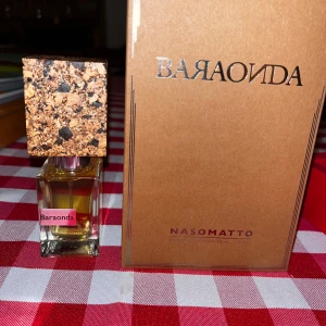 Nasomatto baraonda  - Endast 1 sprut använt så den är full