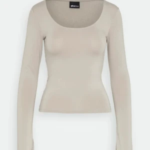 Soft touch jersey tröja - Fin basic tröja! Bra skick, användigts få gånger. 