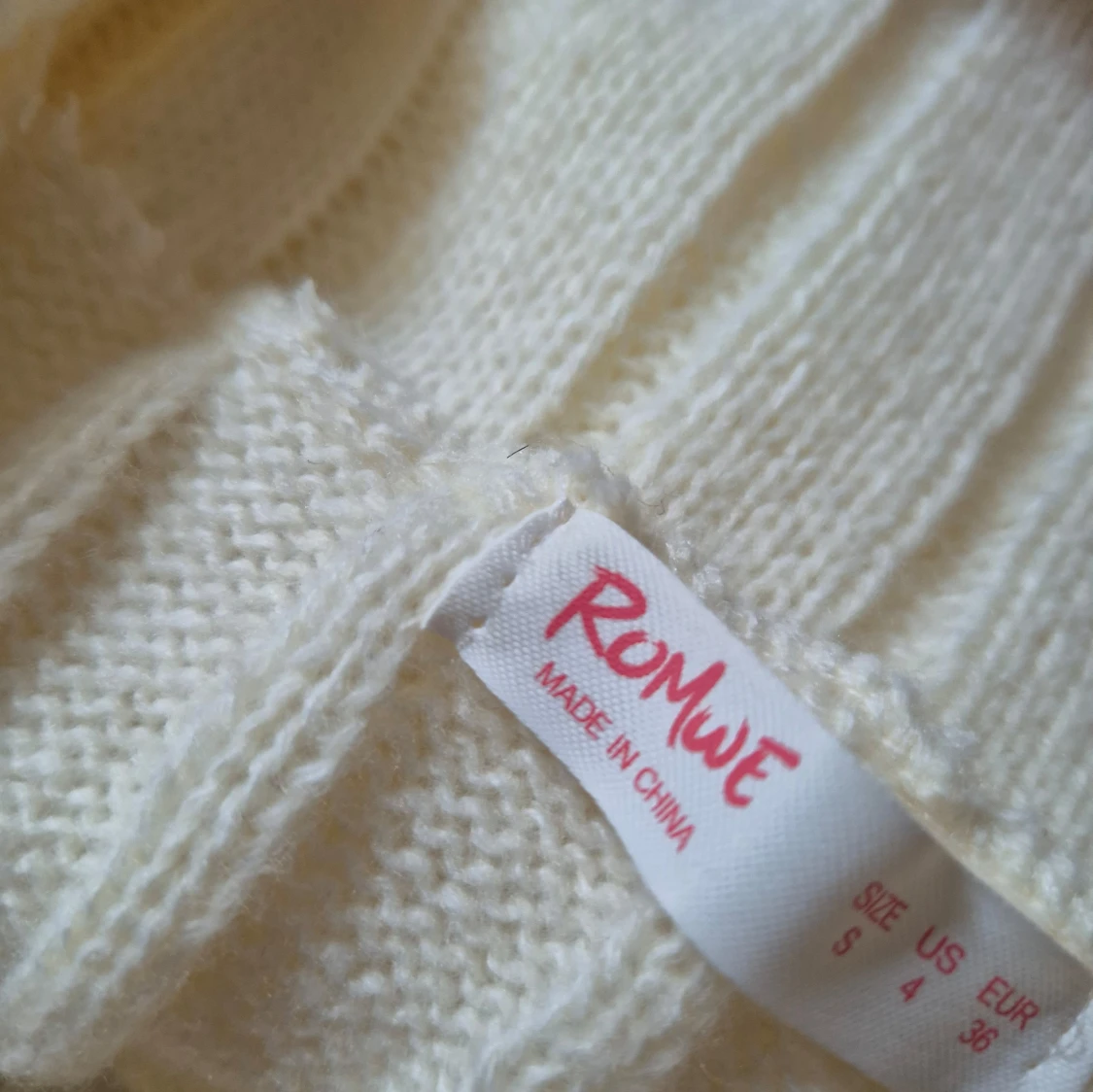 Mysig gullig tröja - 91