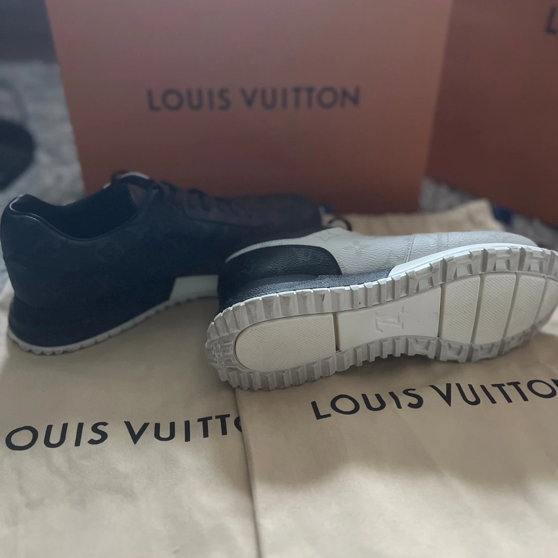 Louis Vuitton trainers - 91