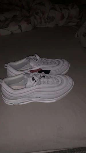 Nike 97or - Kopior!! Som ni ser är det kopior men det går att använda 🙏🙌🌟 strl 46 men sitter mer som 44-44 1/2