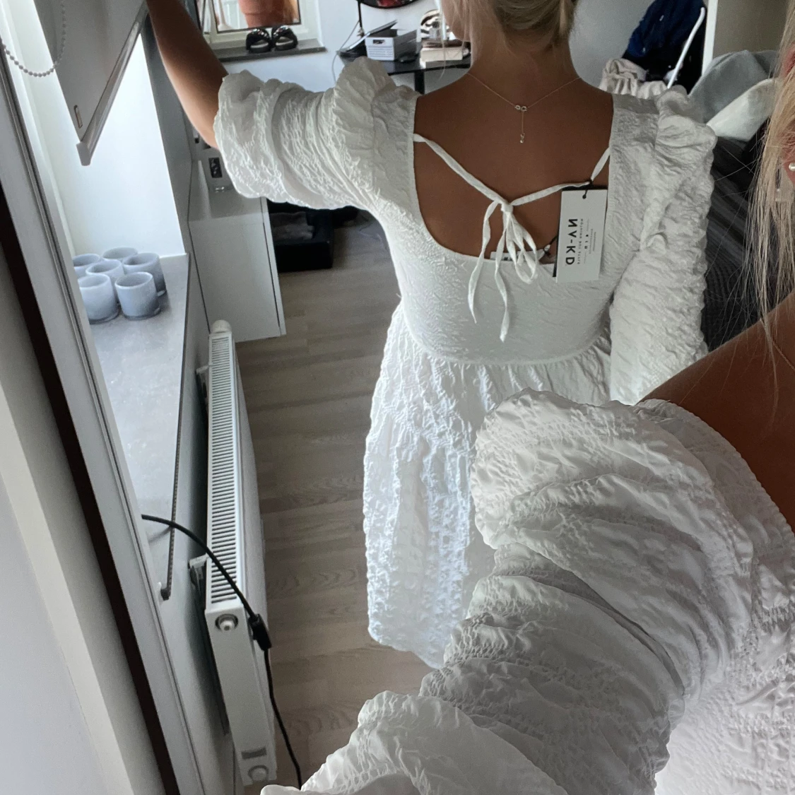 Vit sommarklänning - 90