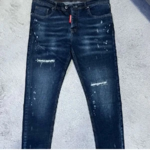Dsquared2 jeans - Bra skick, strl 32