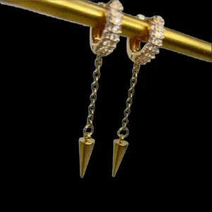 Drop örhängen med tjock glitter hoop - Ett par kostar 119kr. Köp en för 65kr❤️