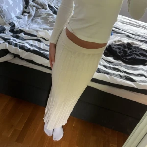 ribbad kjol - inga defekter eller skador! 🩷har den även i svart
