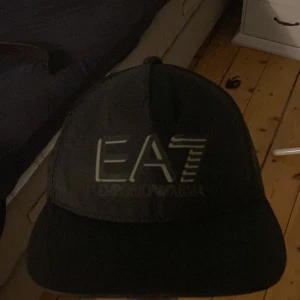 Armani keps EA7 - EA7 keps 