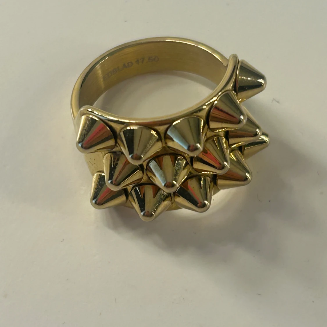 Edblad ring