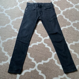 Ben sherman - killjeans i fint skick strl 30/32