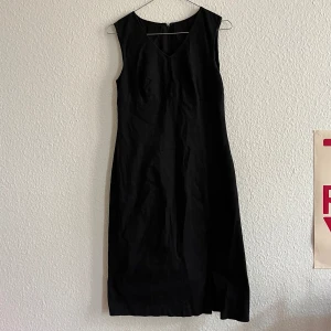 Jeansklänning - Otrolig svart jeansklänning men superfin passform!