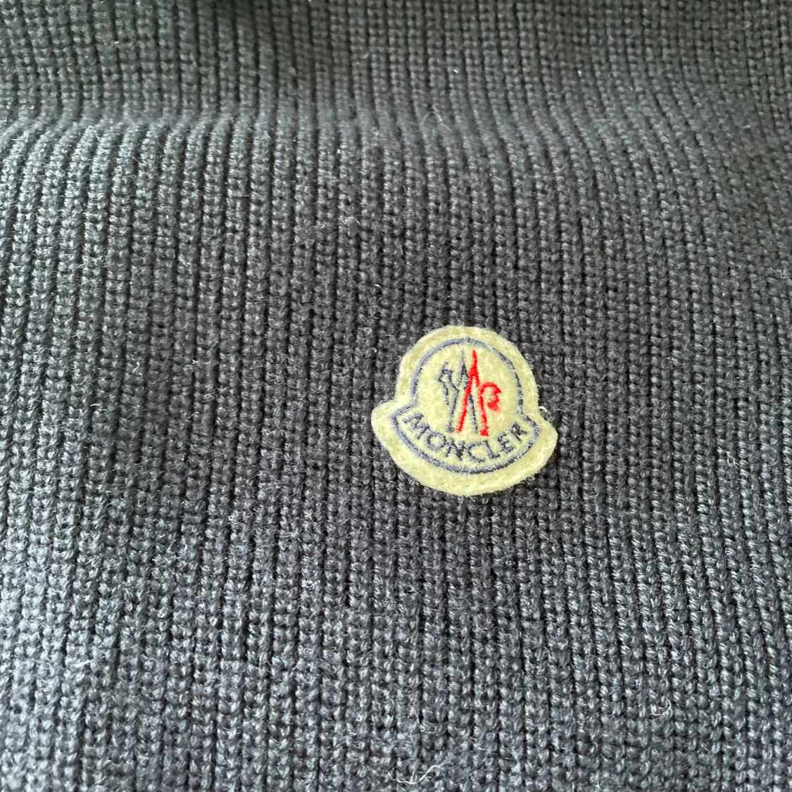 Moncler hooded down cardigan - 90