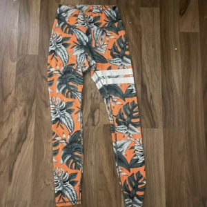 Stronger tights - Oranga stronger tights i jättefint skick