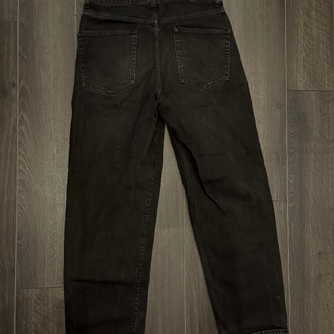 ASOS DESIGN - Svarta Baggy Jeans - 90